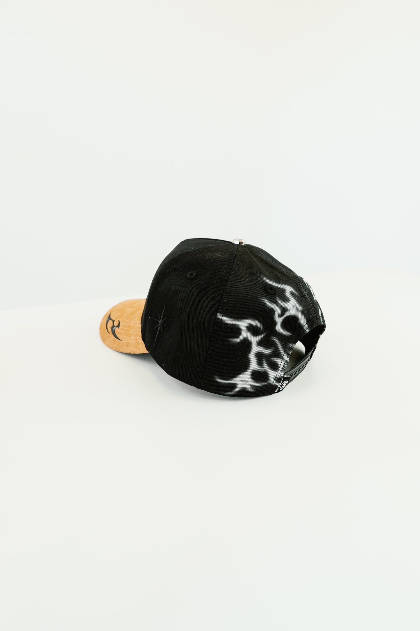 Brown founders cap